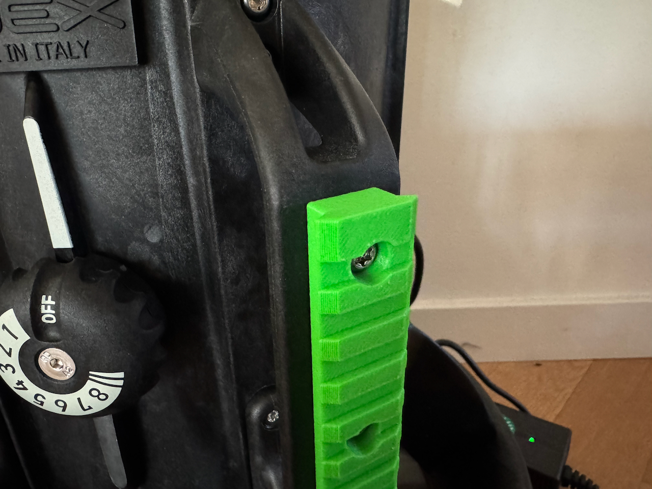 3D-printed picatinny rail fitted on a Suex VR DPV